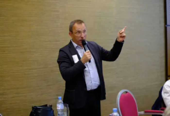 На этой неделе в Калининграде завершилось очередное заседание секции «Телекоммуникационные кабели» Ассоциации «Электрокабель» На этой неделе в Калининграде завершилось очередное заседание секции «Телекоммуникационные кабели» Ассоциации «Электрокабель»